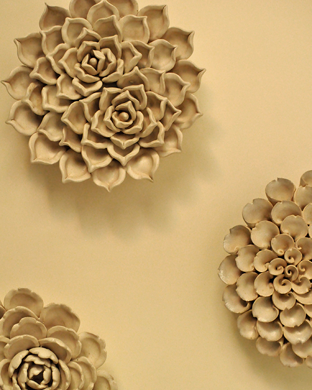 #color_ivory